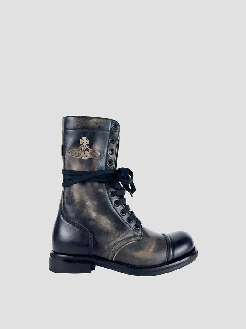 Parachute boot
