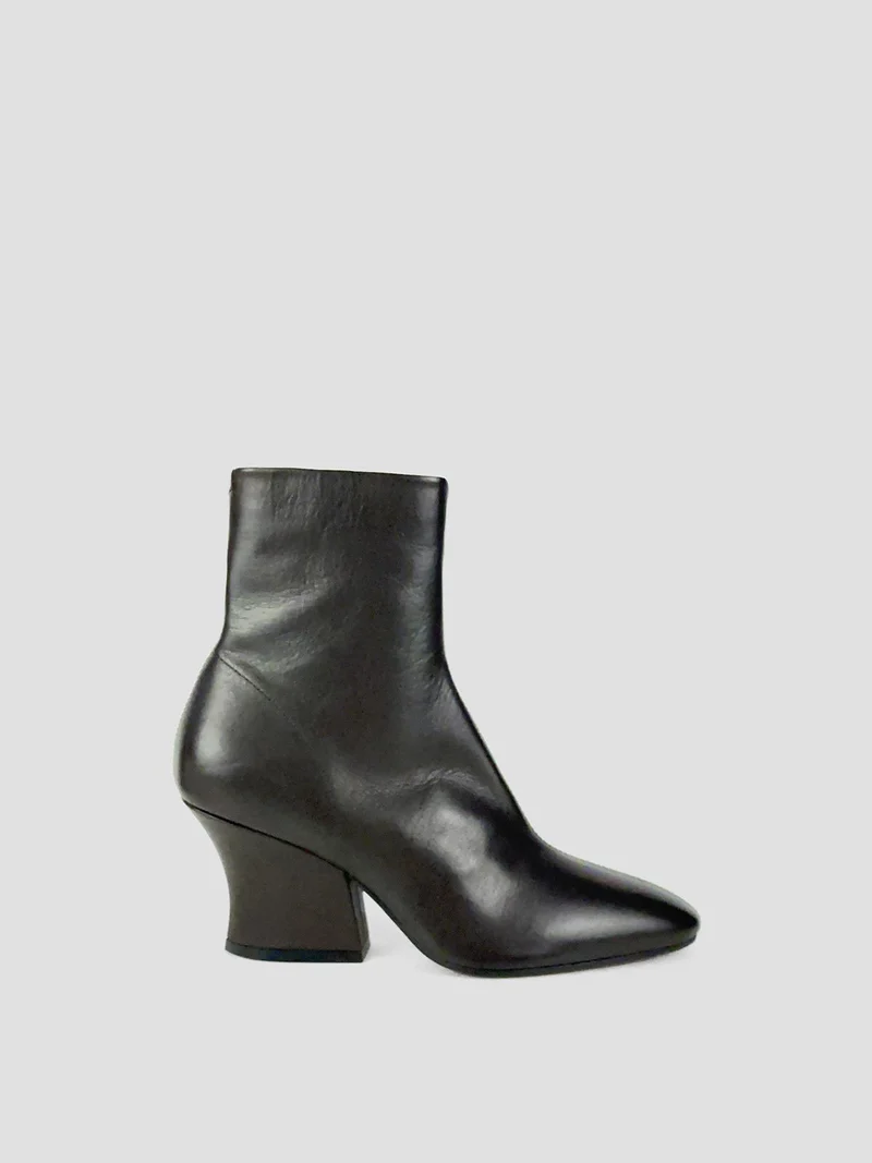 Lune ankle boot