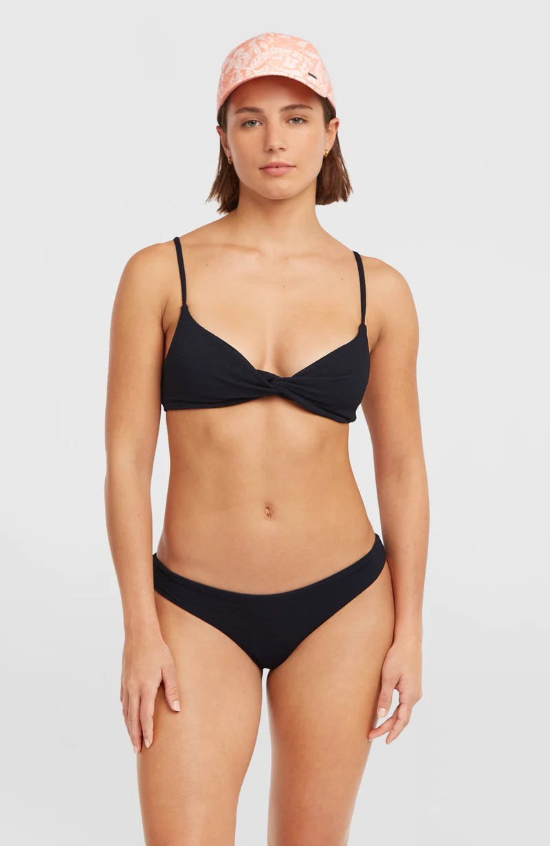Malibu Matira bikiniset | Black Out