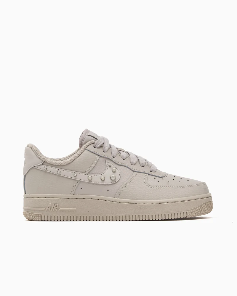 Nike Women's Air Force 1 '07