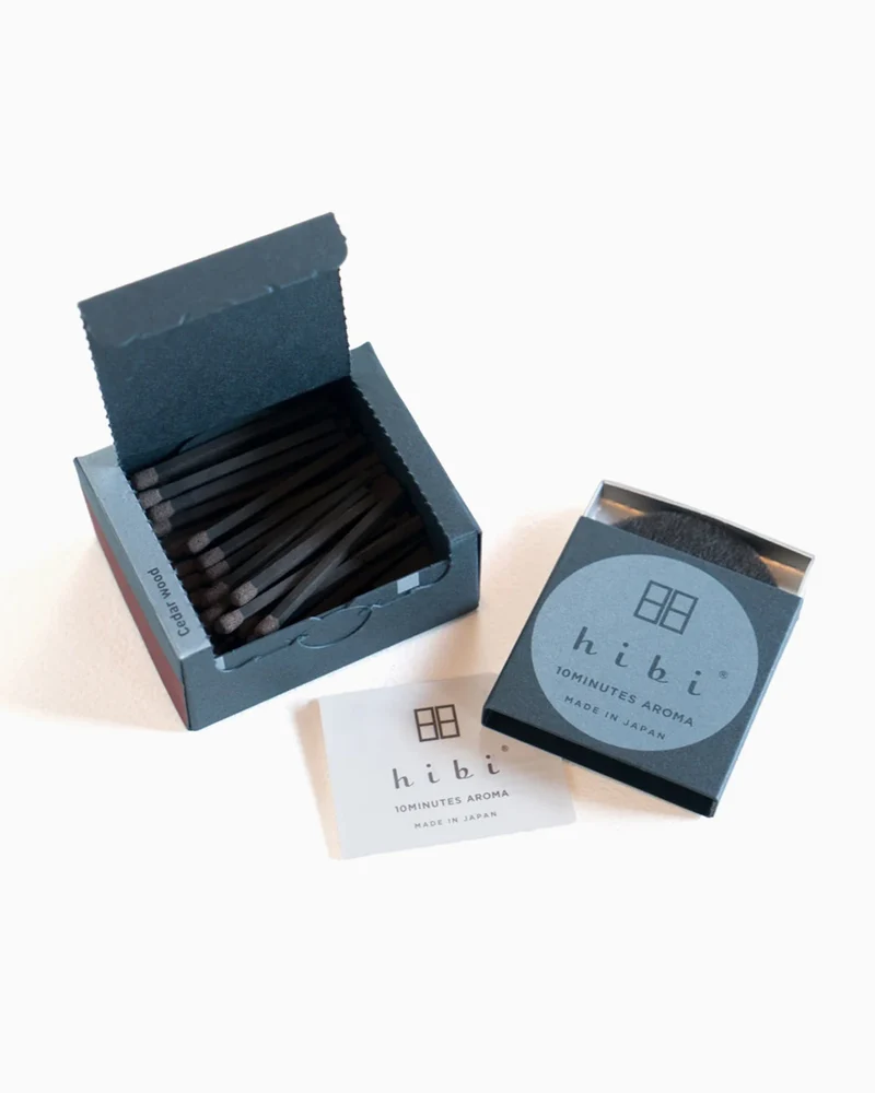 Hibi Inciënse in Sticks Deep Cedar Wood (L)