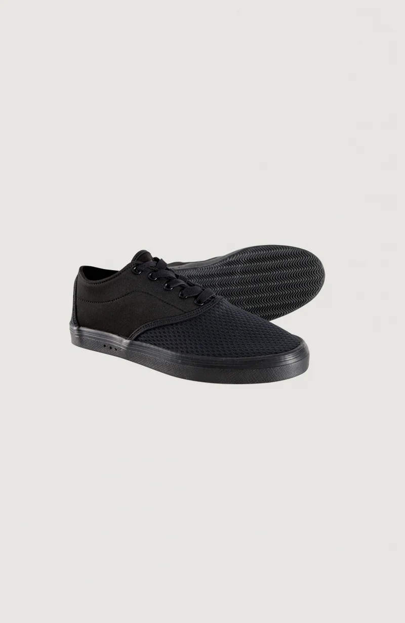 Freak Sneak 2mm Low-Top Boot | Black
