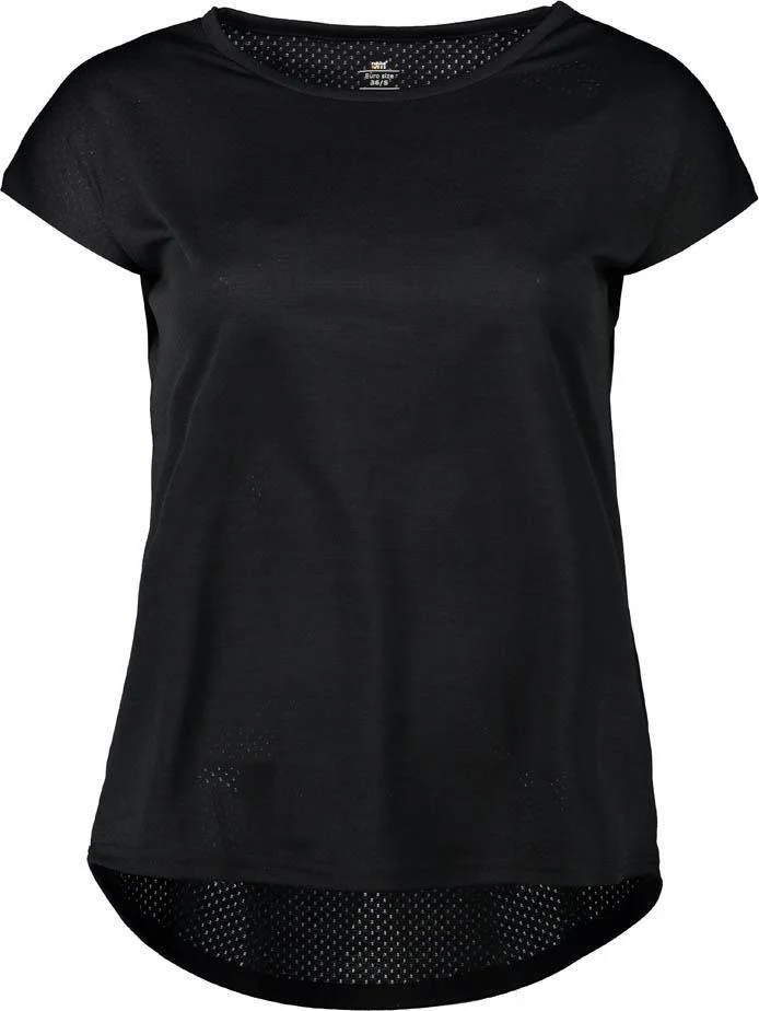 Malkila Tops